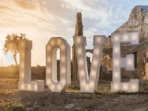 Classic Love Lights (Ll1)